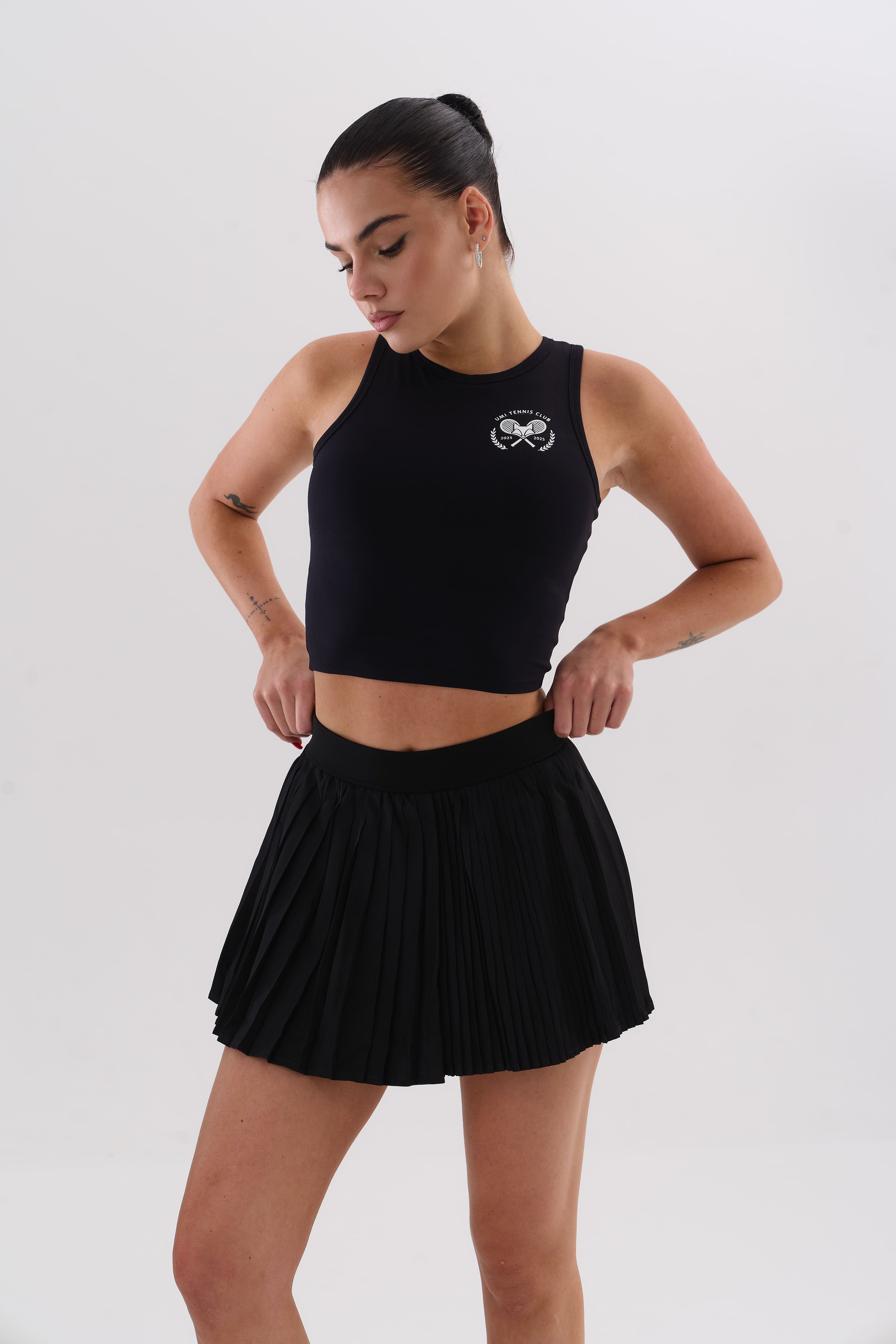UMI Club Skirt – Noir