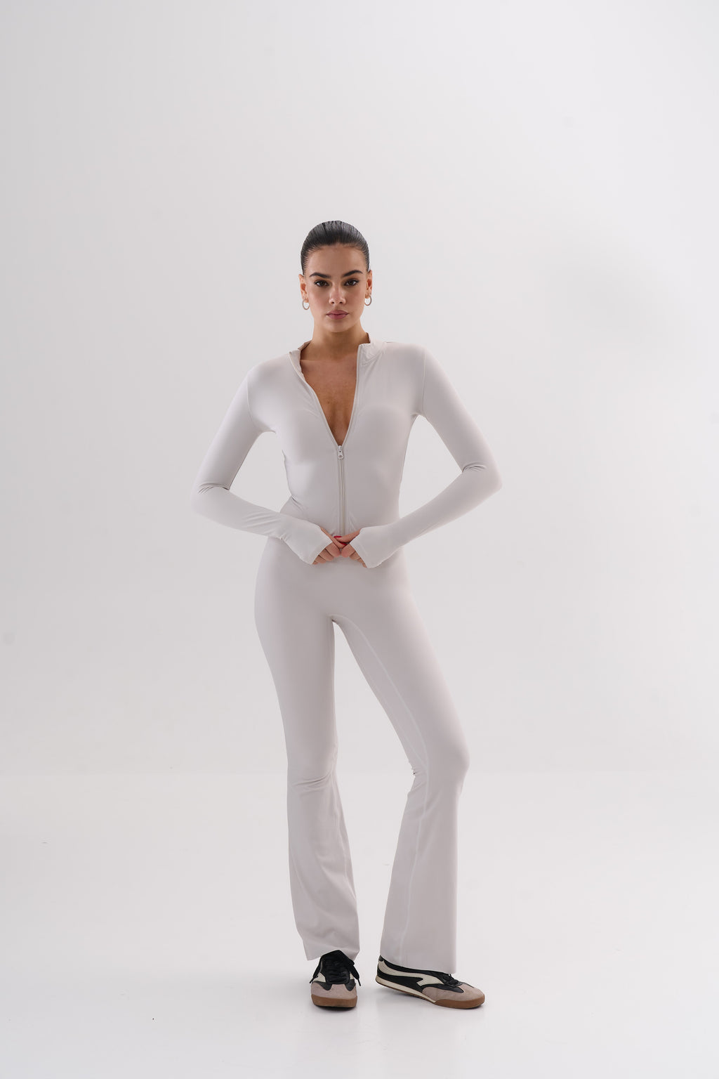 UMI Sculpt Flare Leggings – White